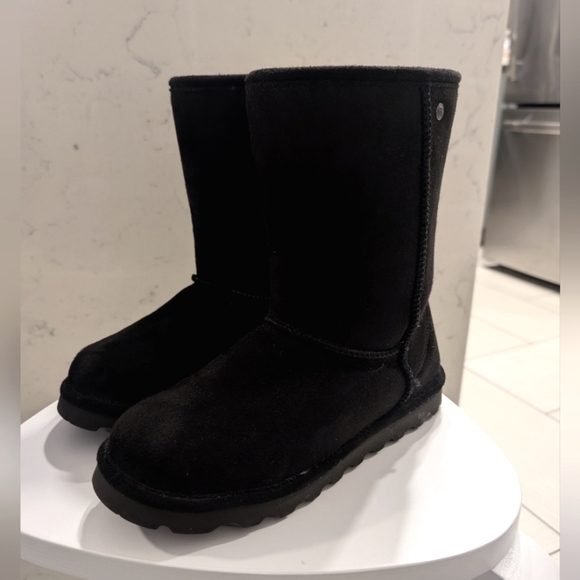 Black Bearpaw Elle Snow Boots 7 - Picture 2 of 9